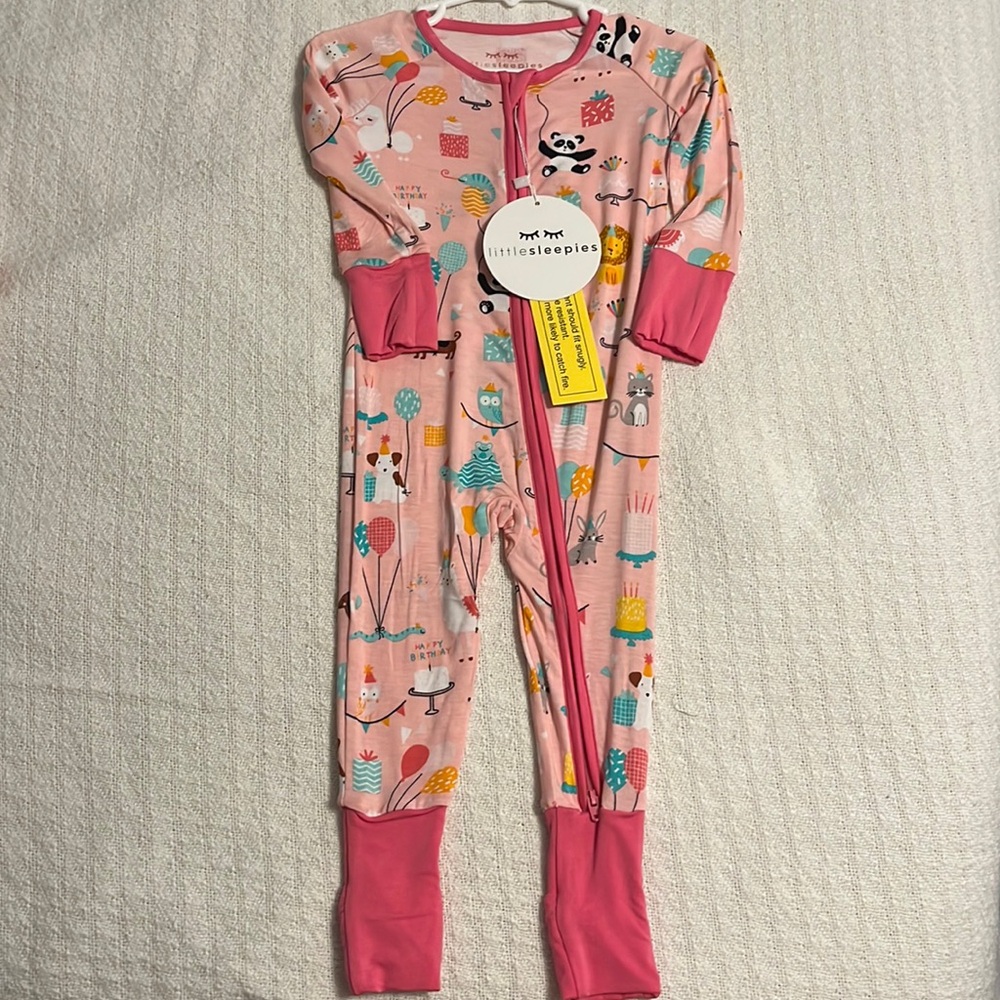Little sleepies 6-12m zippies